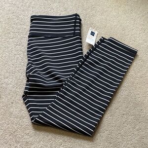 Women’s Gap Leggings
